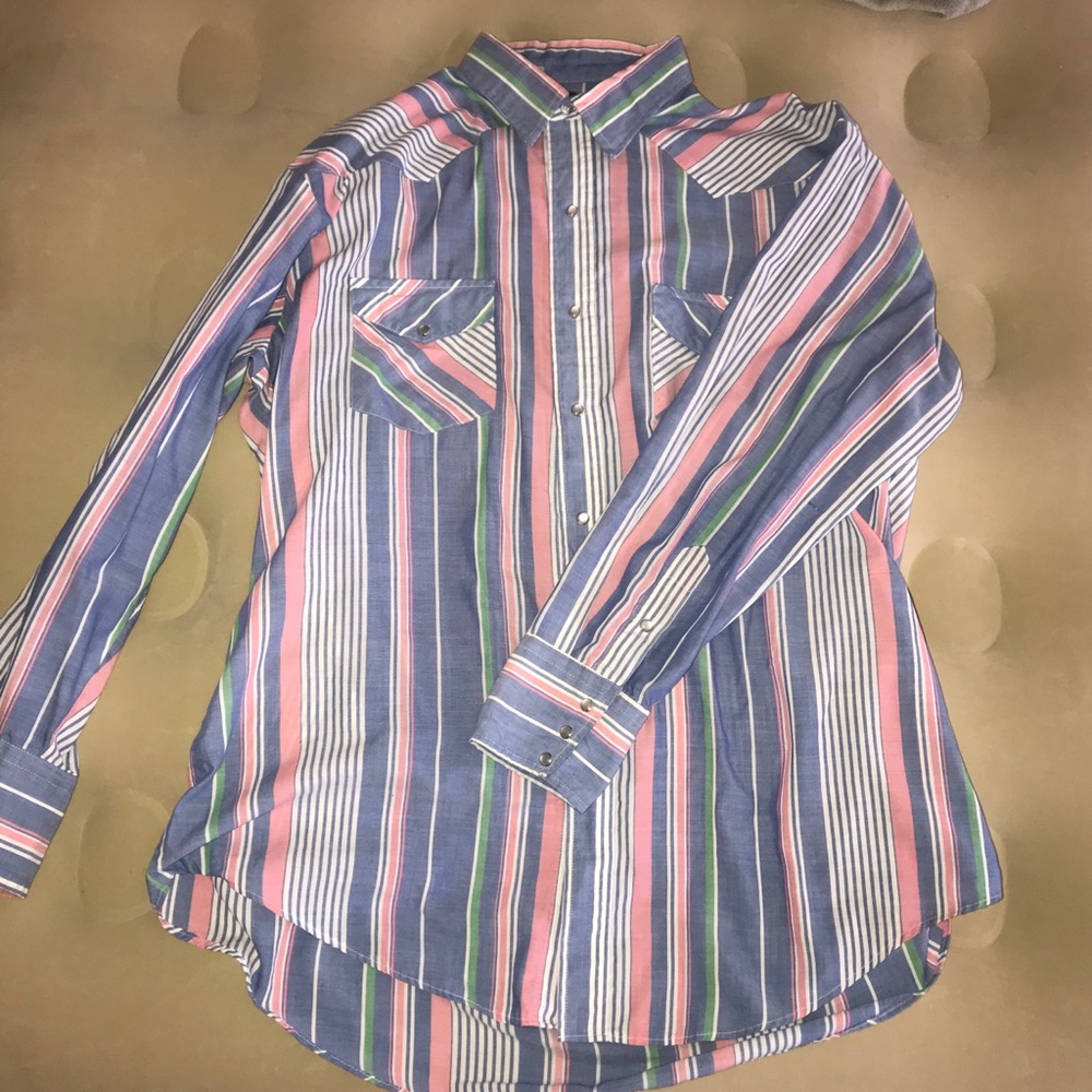 Pearl snap long sleeve